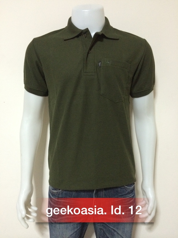 เสื้อโปโลชายสีเขียวขี้ม้า