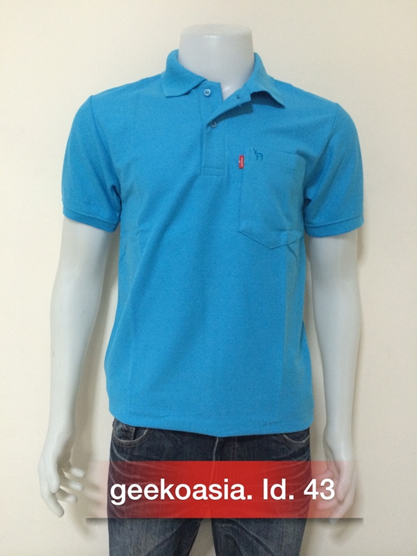 เสื้อโปโลชายสีฟ้าเข้ม