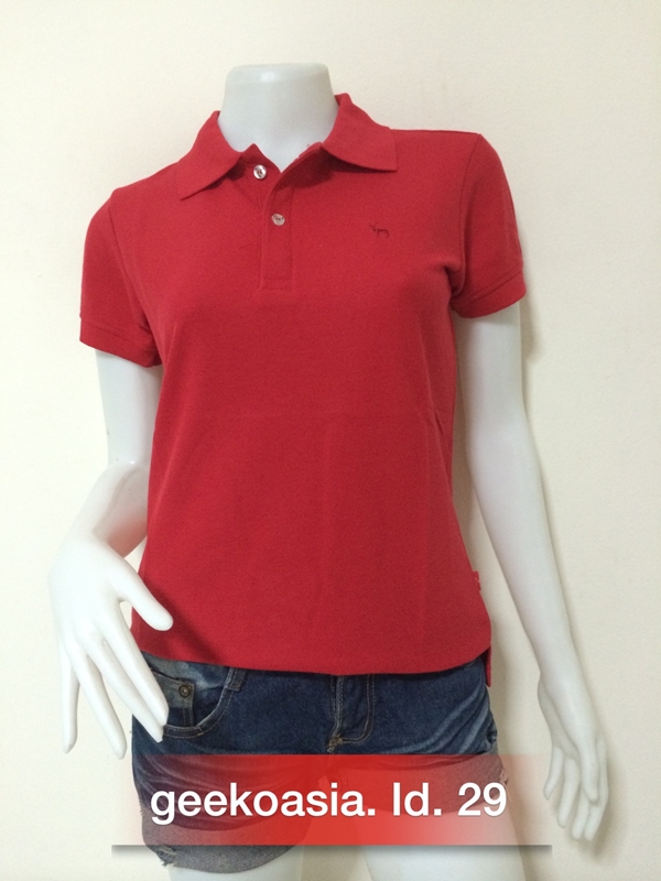 เสื้อโปโลหญิงสีแดงสด