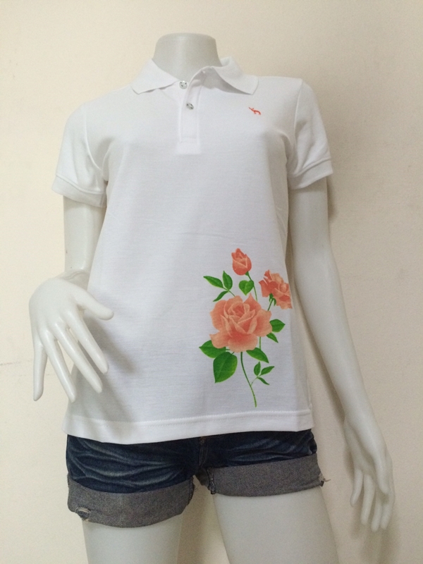 เสื้อโปโลหญิงลาดดอกชมพู